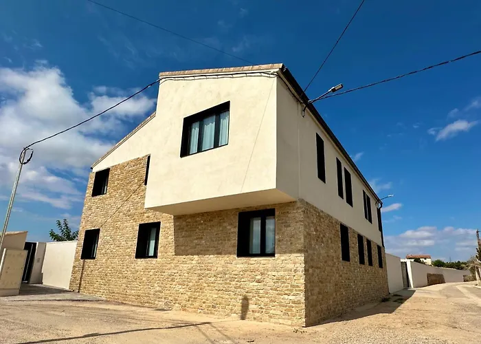 Clotilde Apartment *